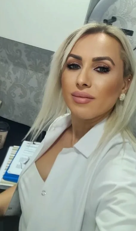 İlknur Tikici in her Enfield clinic